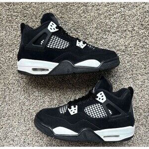 Nike Air Jordan 4 Retro White Thunder Size 7 Youth (Size 8.5 Women's)